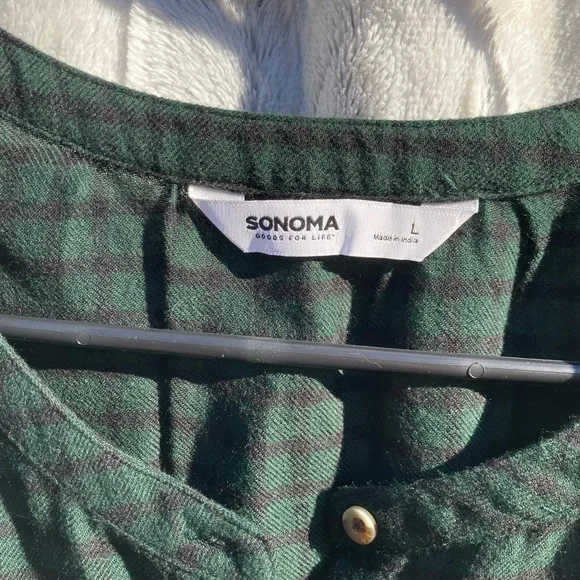 Sonoma Long Sleeve Button-down NWT - Picture 3 of 4
